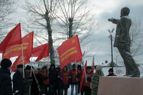 Возложение цветов к памятнику Ленину 21 января 2019 года
